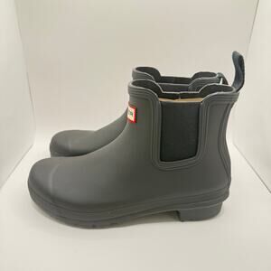 Hunter Woman’s Black Original Chelsea Waterproof Rain Boot- Size 8